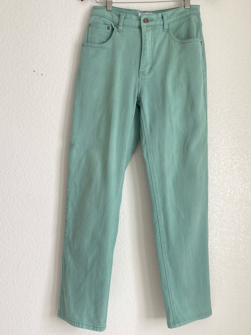 Vintage high waisted jeans tapered leg ankle length sage green
